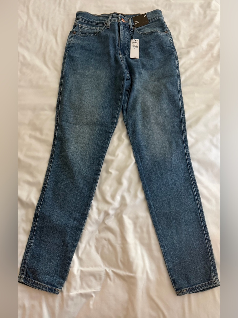 Express Women’s Skinny Jeans in Medium Blue Wash